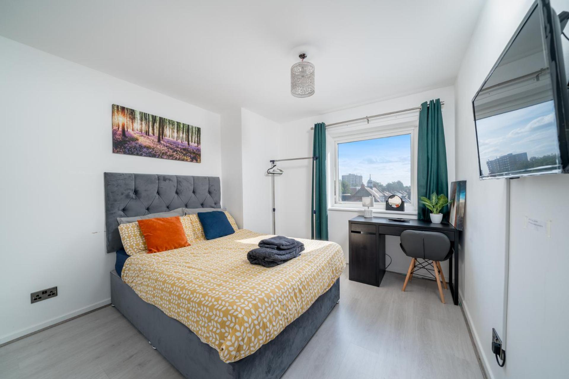 Private Room In London Enfield With Parking 외부 사진