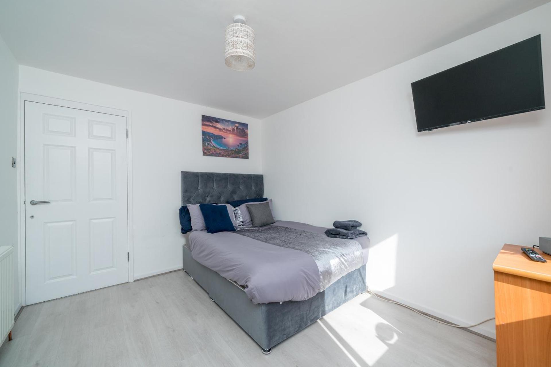 Private Room In London Enfield With Parking 외부 사진