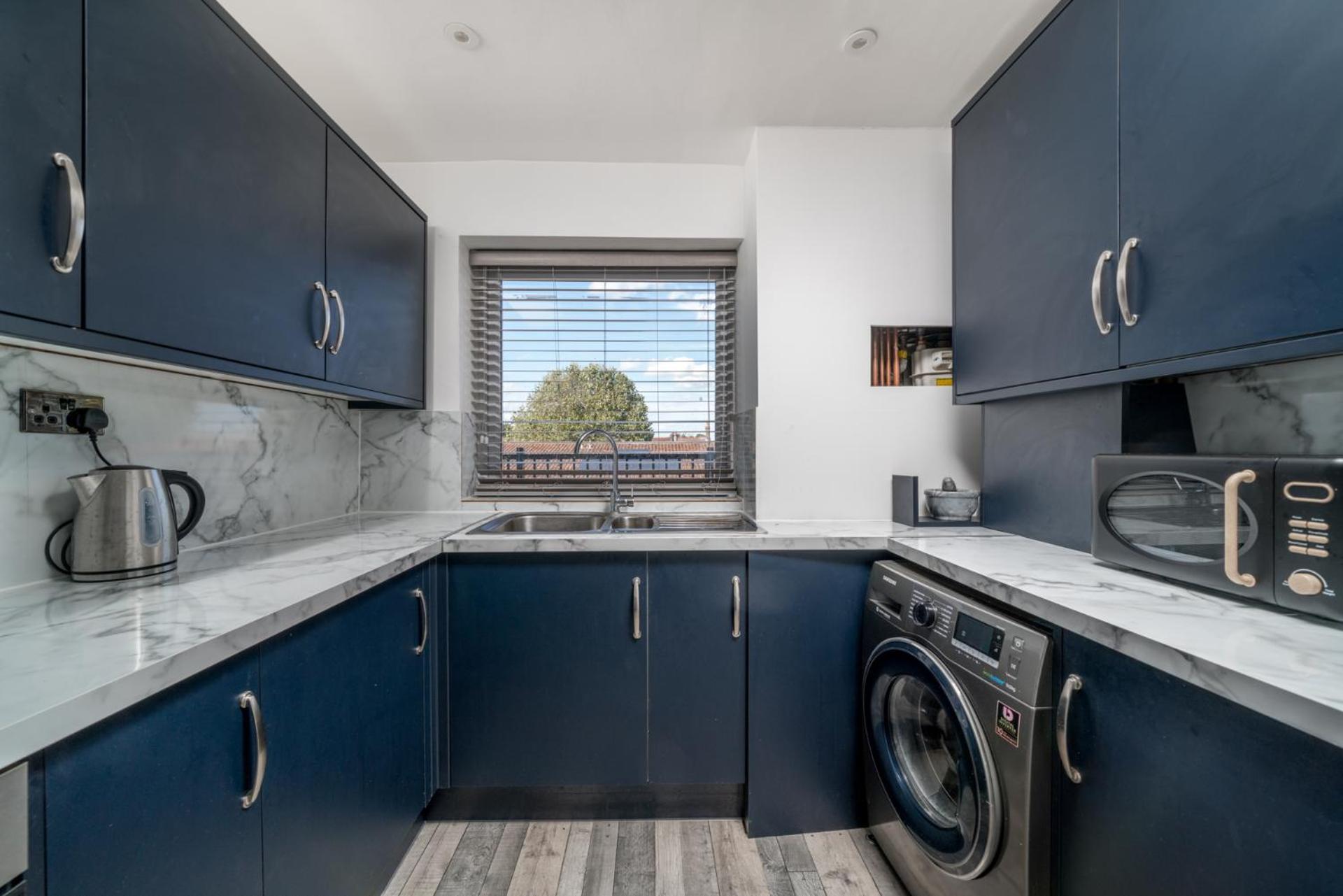 Private Room In London Enfield With Parking 외부 사진